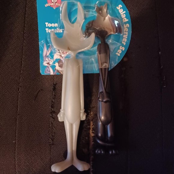 1999 Looney Tunes Salad Server Set - Picture 1 of 1